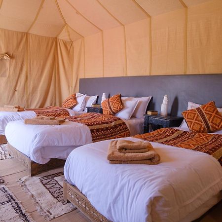 ホテル Camel Trips Luxury Camp メルズーガ エクステリア 写真