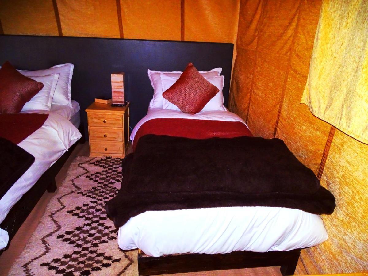 ホテル Camel Trips Luxury Camp メルズーガ エクステリア 写真