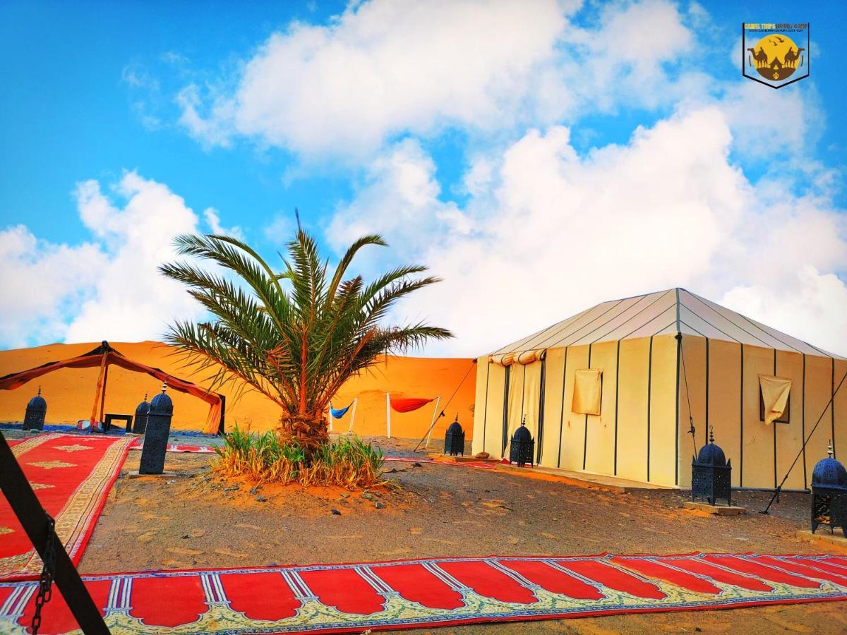ホテル Camel Trips Luxury Camp メルズーガ エクステリア 写真