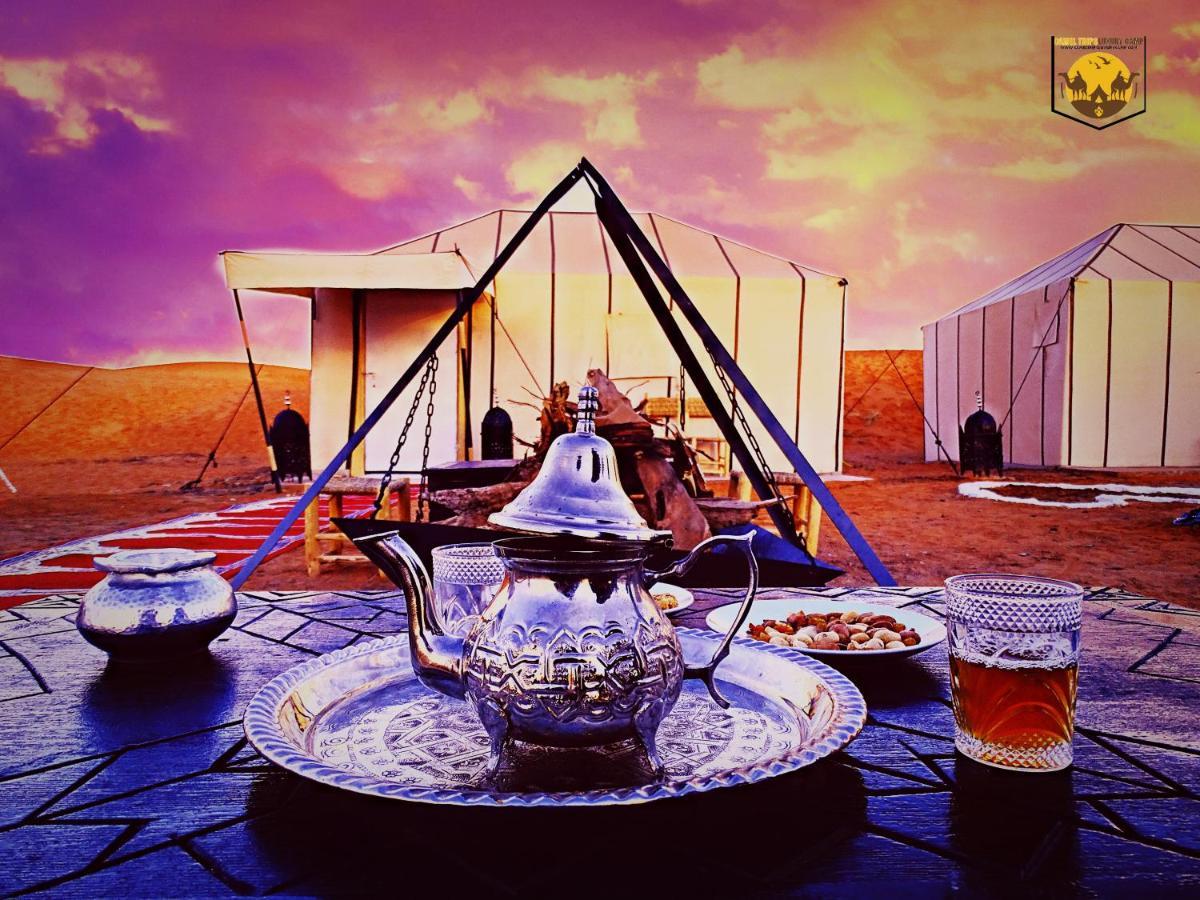 ホテル Camel Trips Luxury Camp メルズーガ エクステリア 写真
