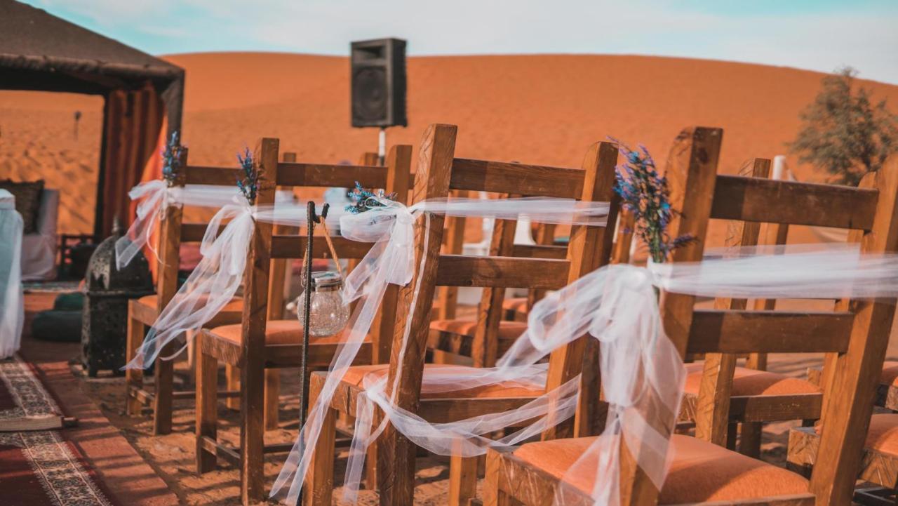 ホテル Camel Trips Luxury Camp メルズーガ エクステリア 写真