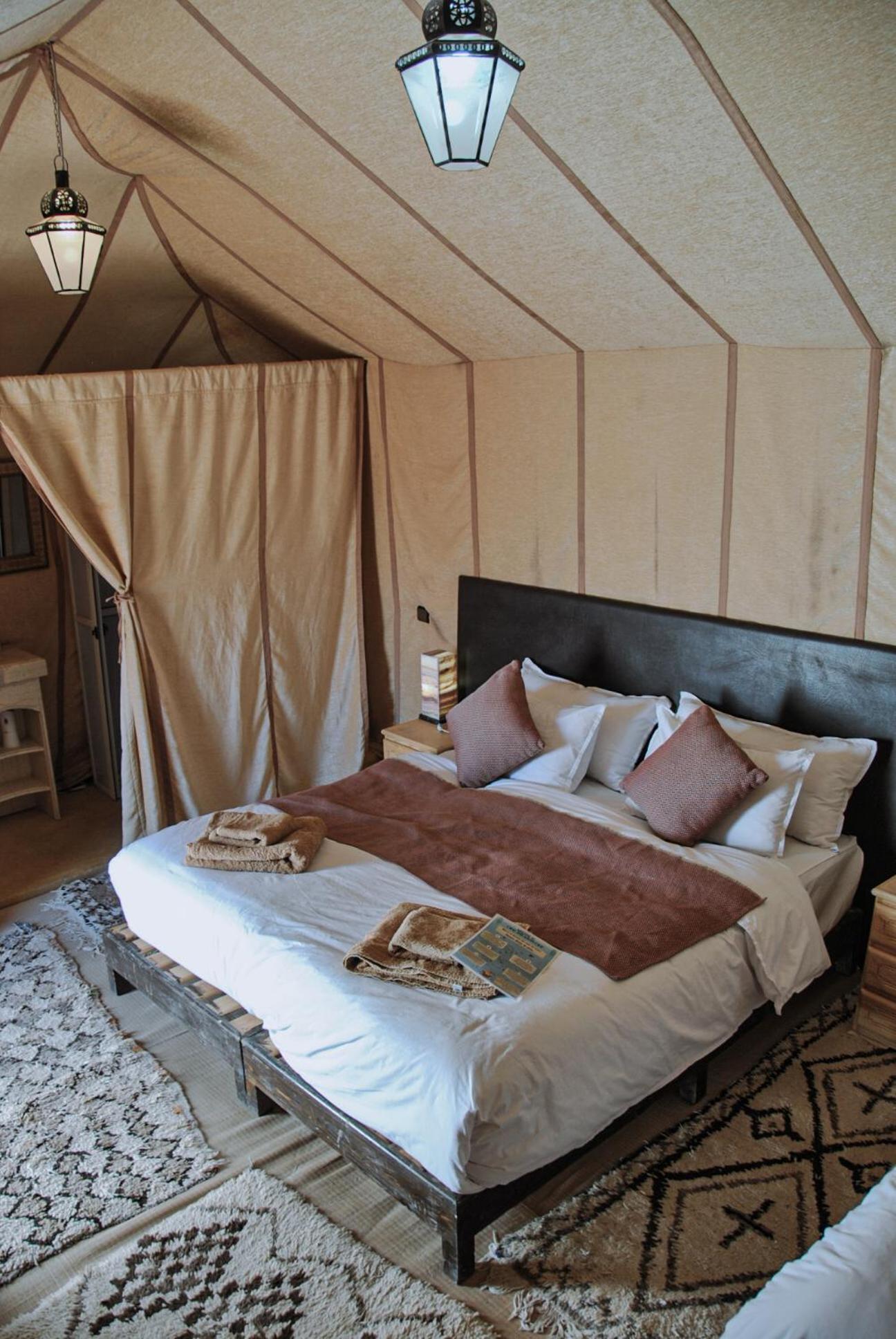 ホテル Camel Trips Luxury Camp メルズーガ エクステリア 写真