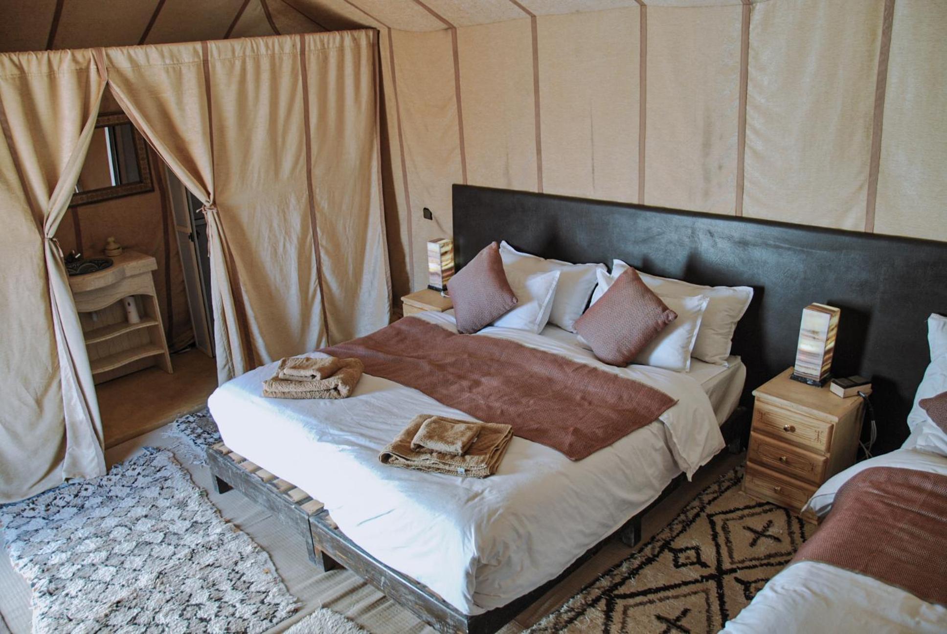 ホテル Camel Trips Luxury Camp メルズーガ エクステリア 写真