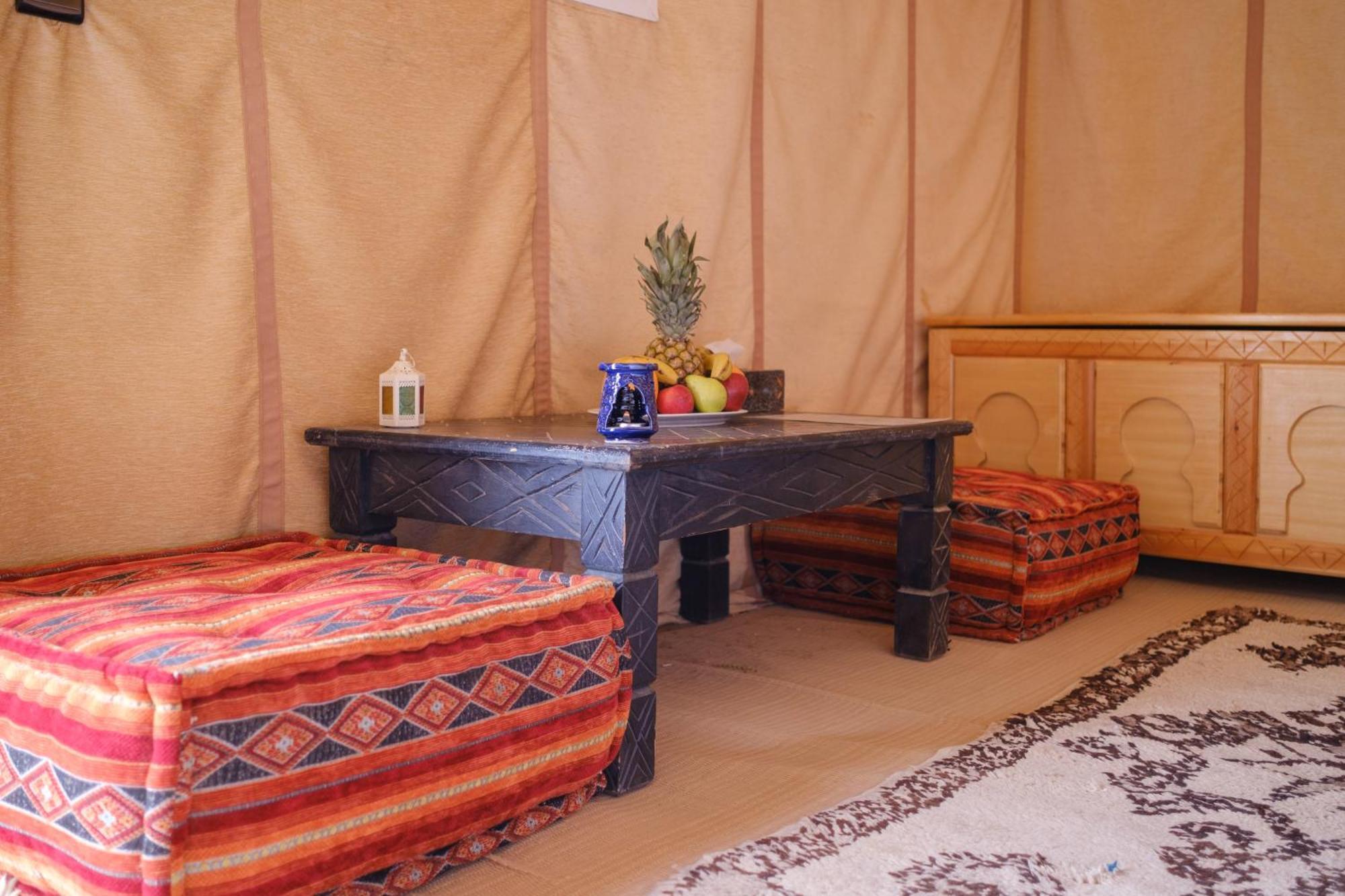 ホテル Camel Trips Luxury Camp メルズーガ エクステリア 写真