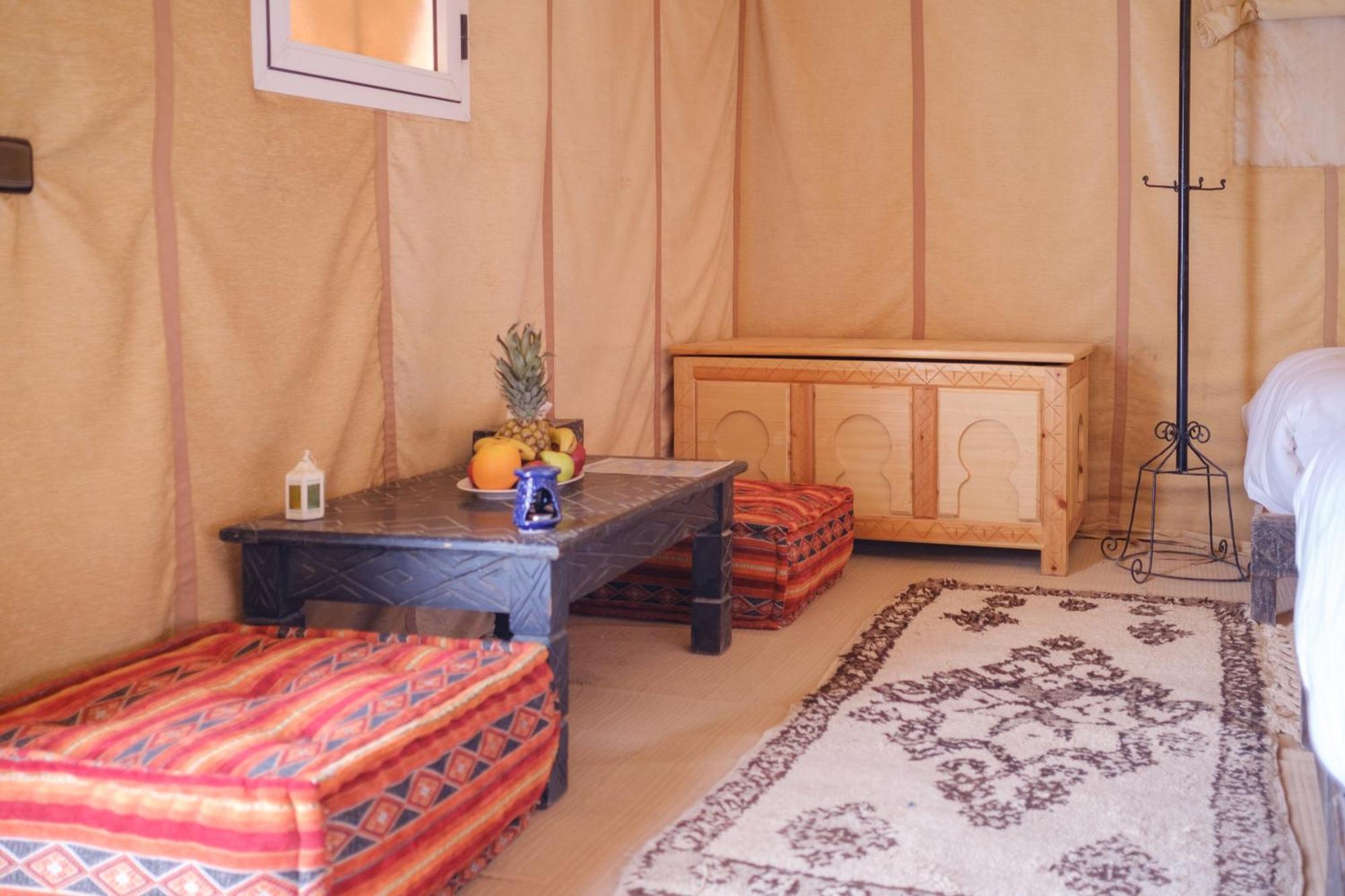 ホテル Camel Trips Luxury Camp メルズーガ エクステリア 写真
